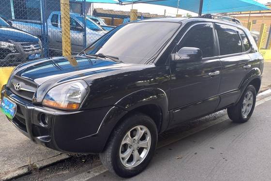 HYUNDAI TUCSON 2.0 MPFI GLS 16V 143CV 2WD FLEX 4P AUTOMÁTICO HYUNDAI TUCSON 2.0 MPFI GLS 16V 143CV 2WD FLEX 4P AUTOMÁTICO